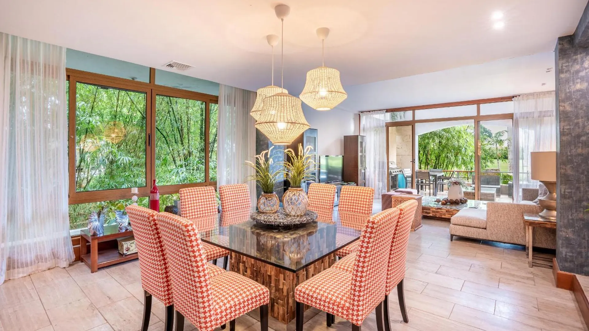 Magical Apartment With Garden View In Casa De Campo El Infiernito