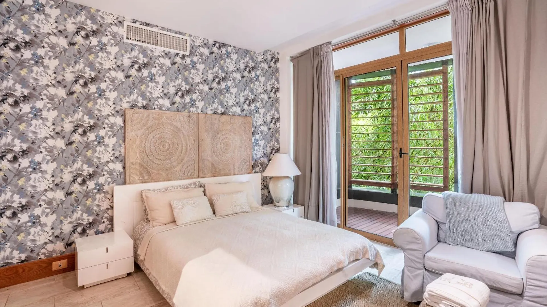 Magical Apartment With Garden View In Casa De Campo El Infiernito
