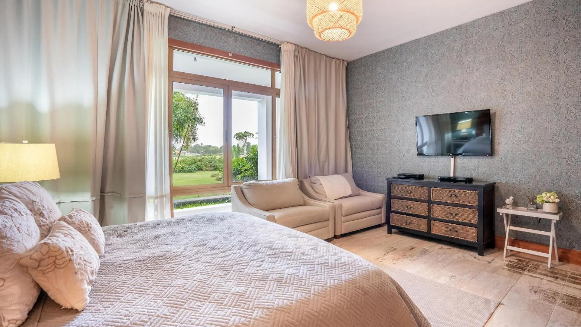 Magical Apartment With Garden View In Casa De Campo El Infiernito 0*,